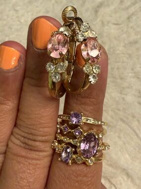 5 Piece Gold Ring Set with Mauve Gemstones and Crystal hoop earrings